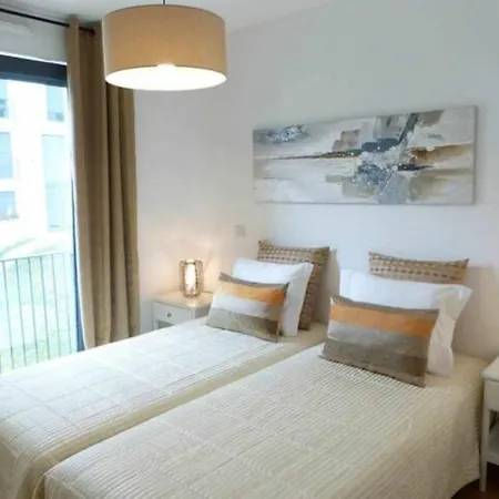 Bairrus Mourisca * リスボン