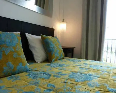 Bairrus Mourisca アパート *