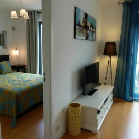 Bairrus Mourisca Apartment *